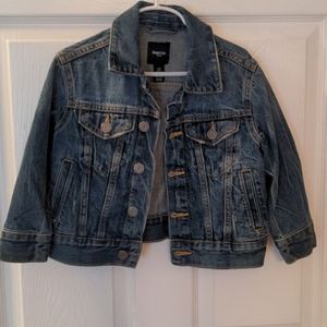 Gap Kids Denim Jacket Size XS (4-5YRS)